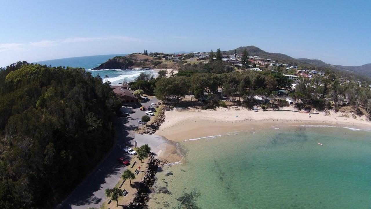 Benji'S By The Sea Apartment Scotts Head Exterior photo